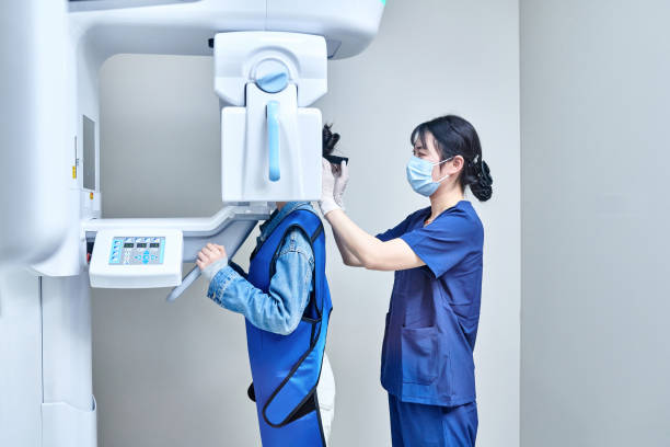 Best Emergency Care for Gum Disease in Kennedy, CA